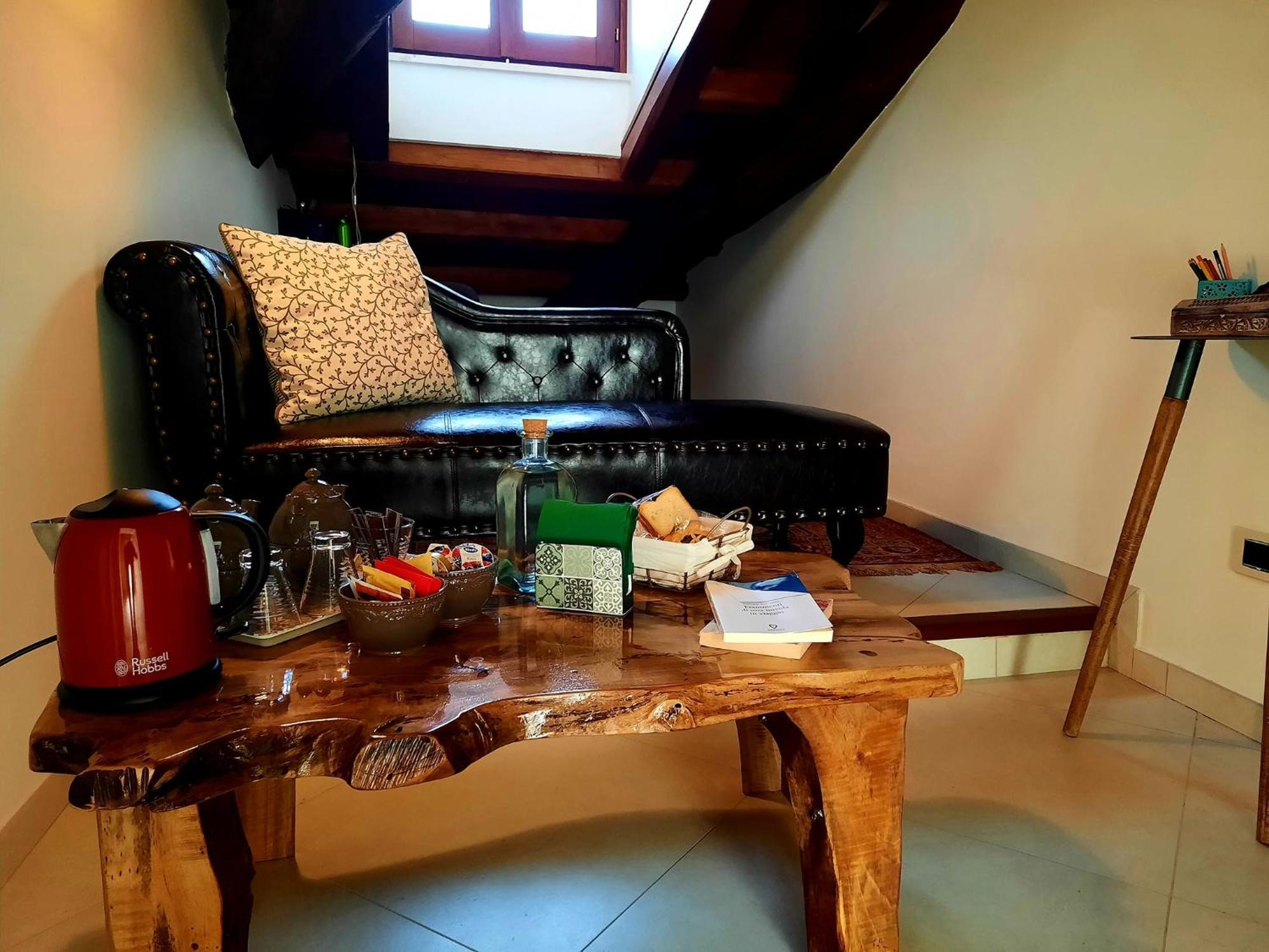Bed and Breakfast Amaranto99 Л'Аквіла Екстер'єр фото
